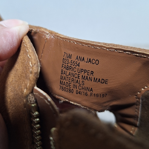 A.N.A Tan Faux Suede Open Toe Side Zip Block Heel Sandals "ANA JACO" 7 1/2M - Picture 11 of 16